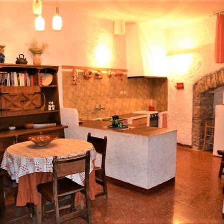 Casa Rural Con Cueva - Cal Gravat Montsonís Exterior foto